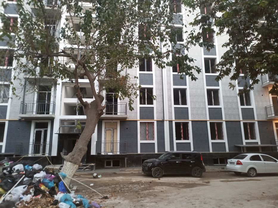 Продаётся новостройка янгиюль 3 комнатная квартира