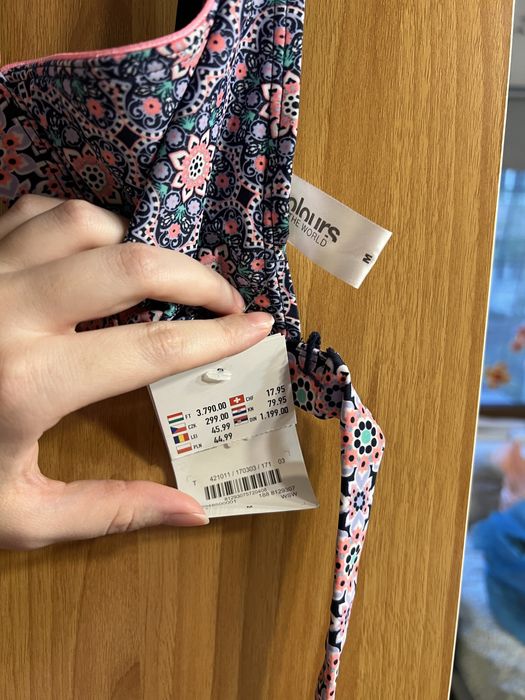 Costum baie nou Takko