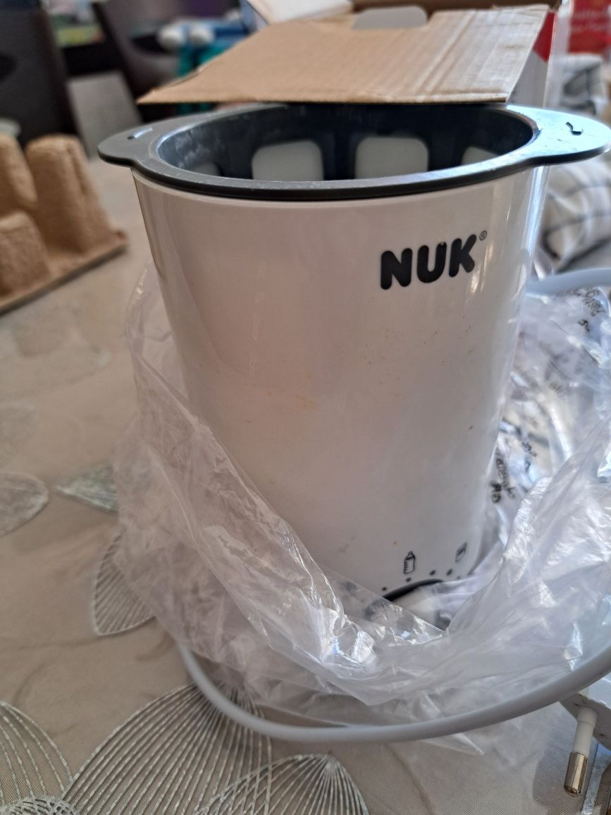 Nuk нагревател за шишета 3 в 1