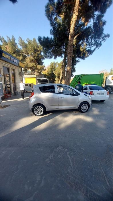 Chevrolet Spark r2