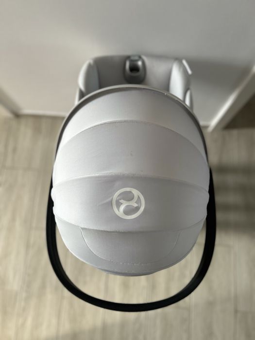 De vanzare Cybex Cloud T i-Size Plus/Platinum White-light grey