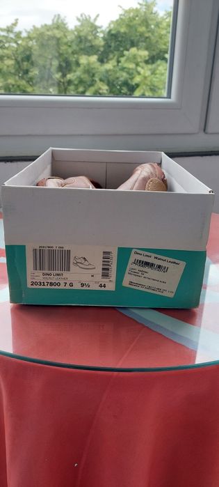 Кожени обувки Clarks 44 номер