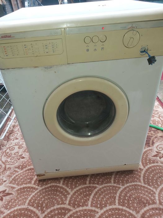 Работеща пералня siltal