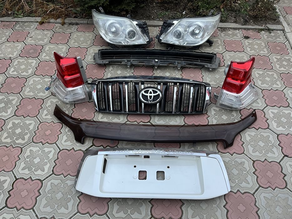 Комплект оригинальных передних и задних фар прадо 150