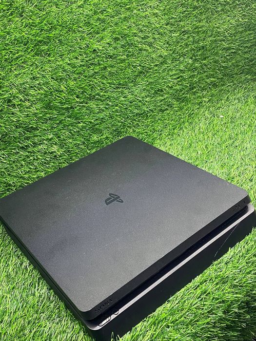 Sony PlayStation 4 Slim 1Tb / Ломбард Даем Деньги