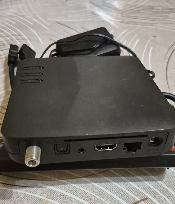 DECODOR / receiver SATELIT Digi JS20