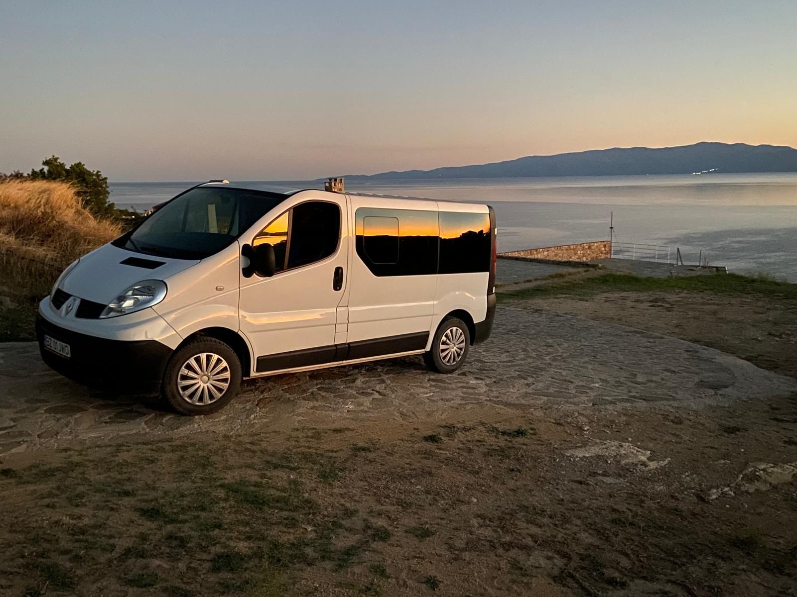 Renault  Traffic 9 locuri