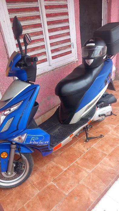 Scuter în 4timpi funcțional