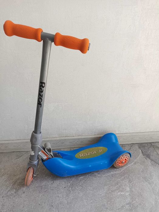 Самокат детский razor jr