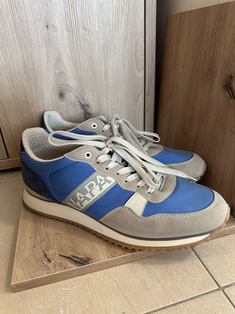 Мъжки обувки Nike, Napapijri, Lacoste, Massimo Dutti