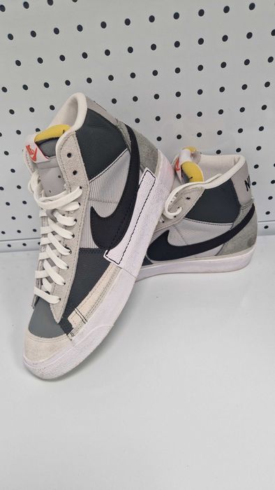 Оригинални мъжки маратонки- Nike Blazer Mid Pro