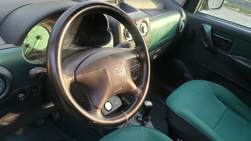 Ситроен Берлинго 1.4i. бензин-газ