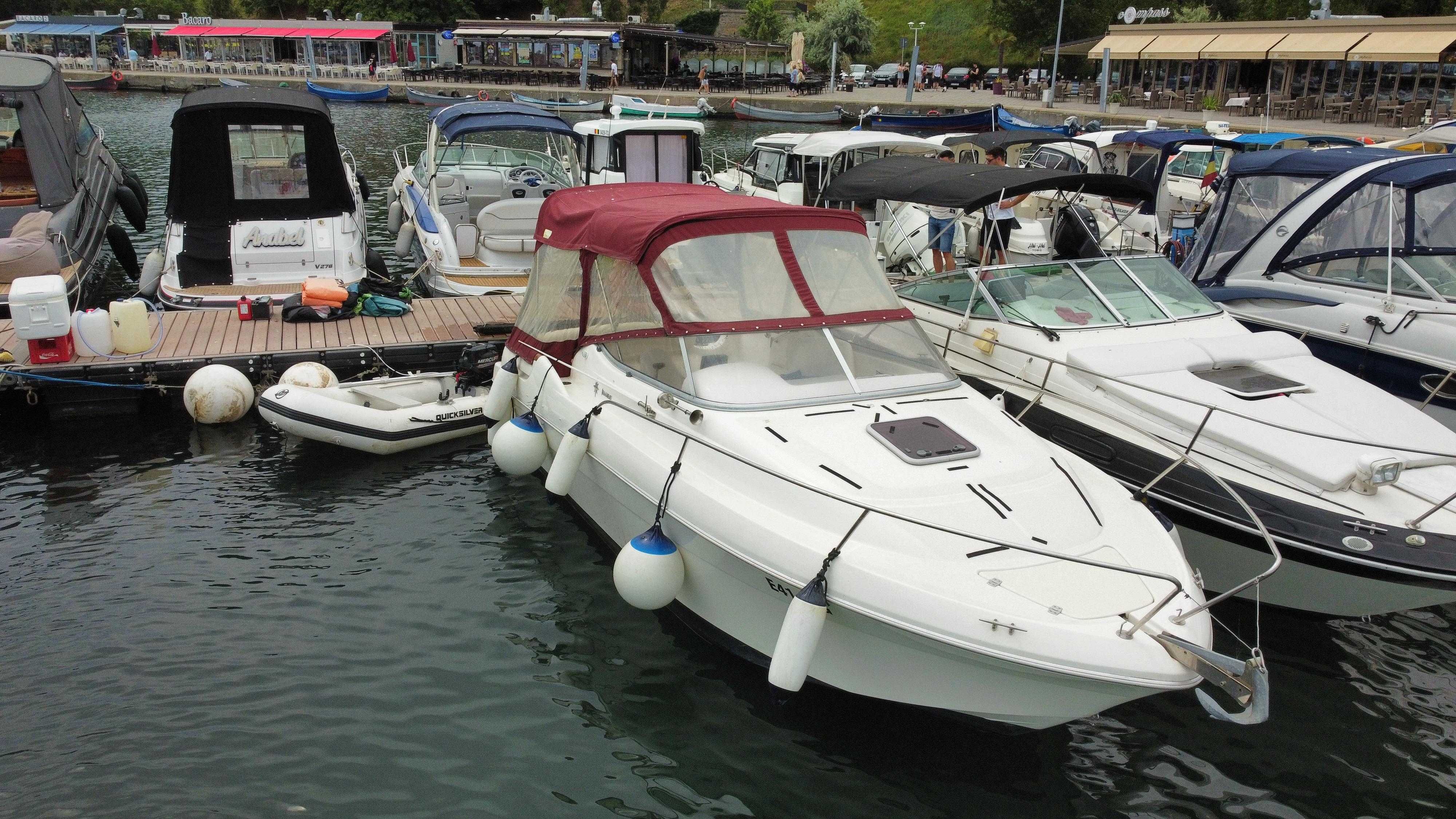 Barca Jeanneau Leader 705 - 2006 motor inboard Volvo Penta 4.3i cu per