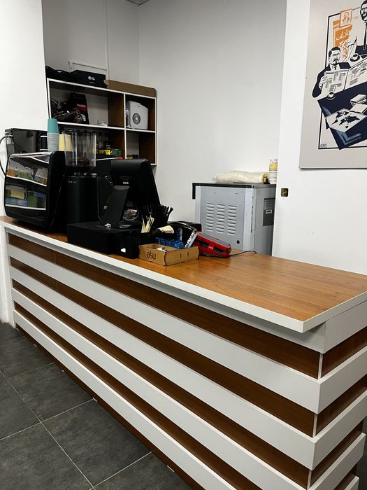 Продам барный стол