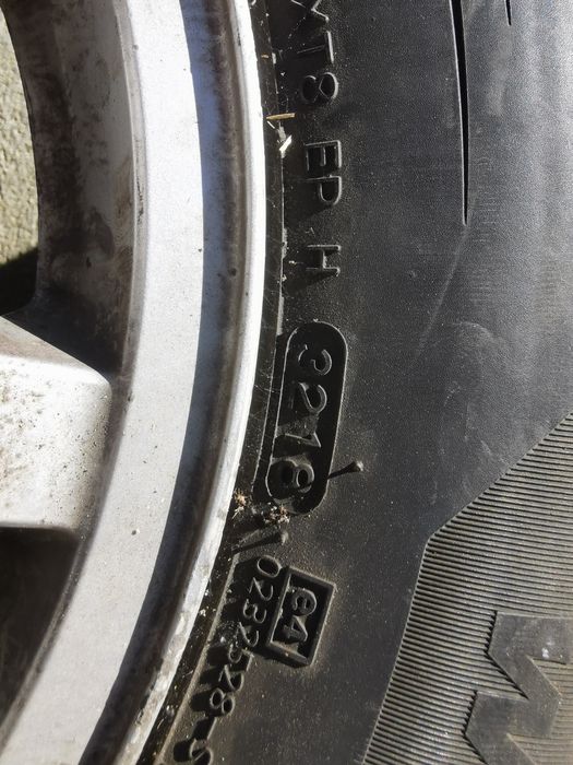 3 броя зимни гуми hankook 205 70 15