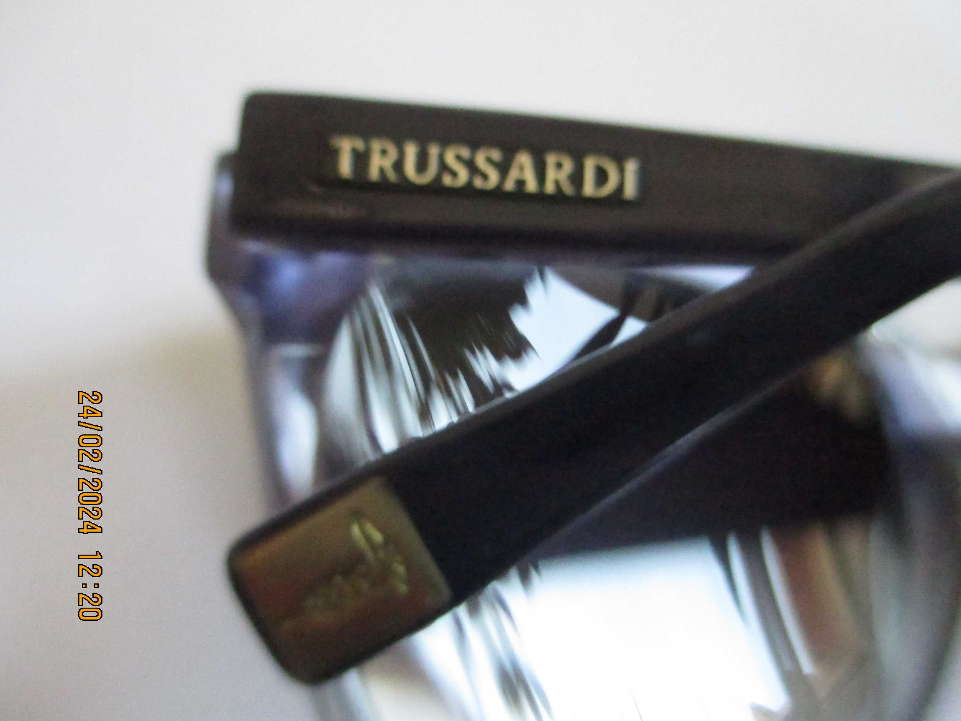 Слънчеви очила Trussardi