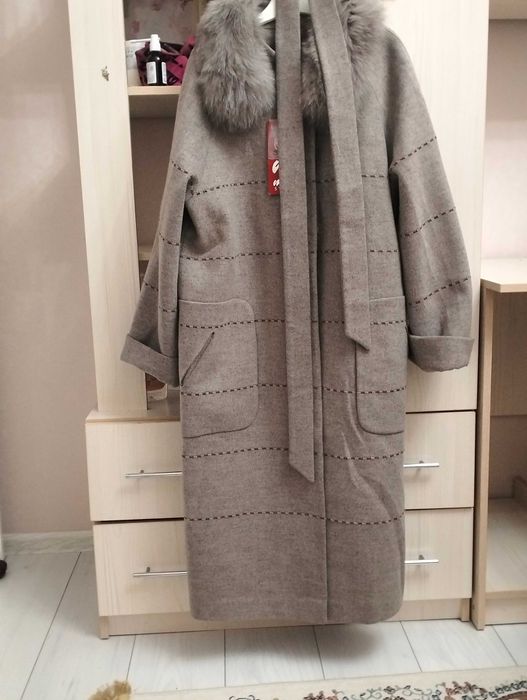 Продам пальто новое на 46-48р.со съемным воротником,с поясом