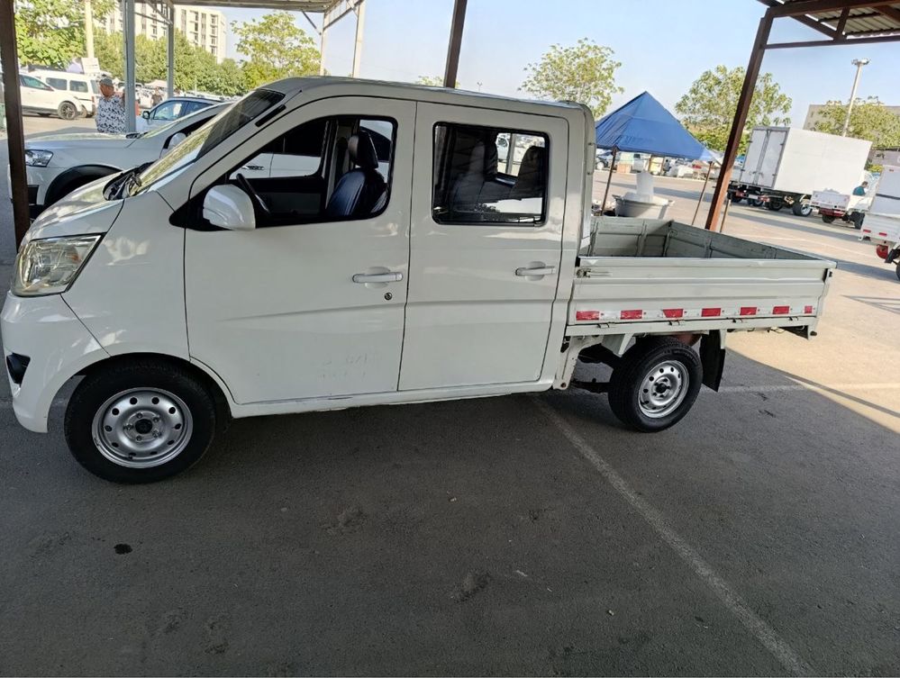 Changan dubl kabina