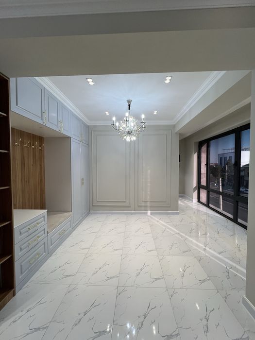 Тайёрe бизнес центр сотилади