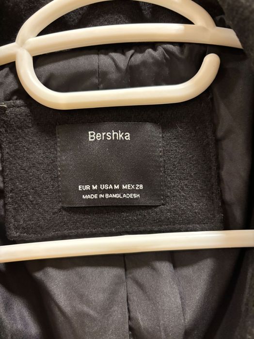 Дамско палто bershka