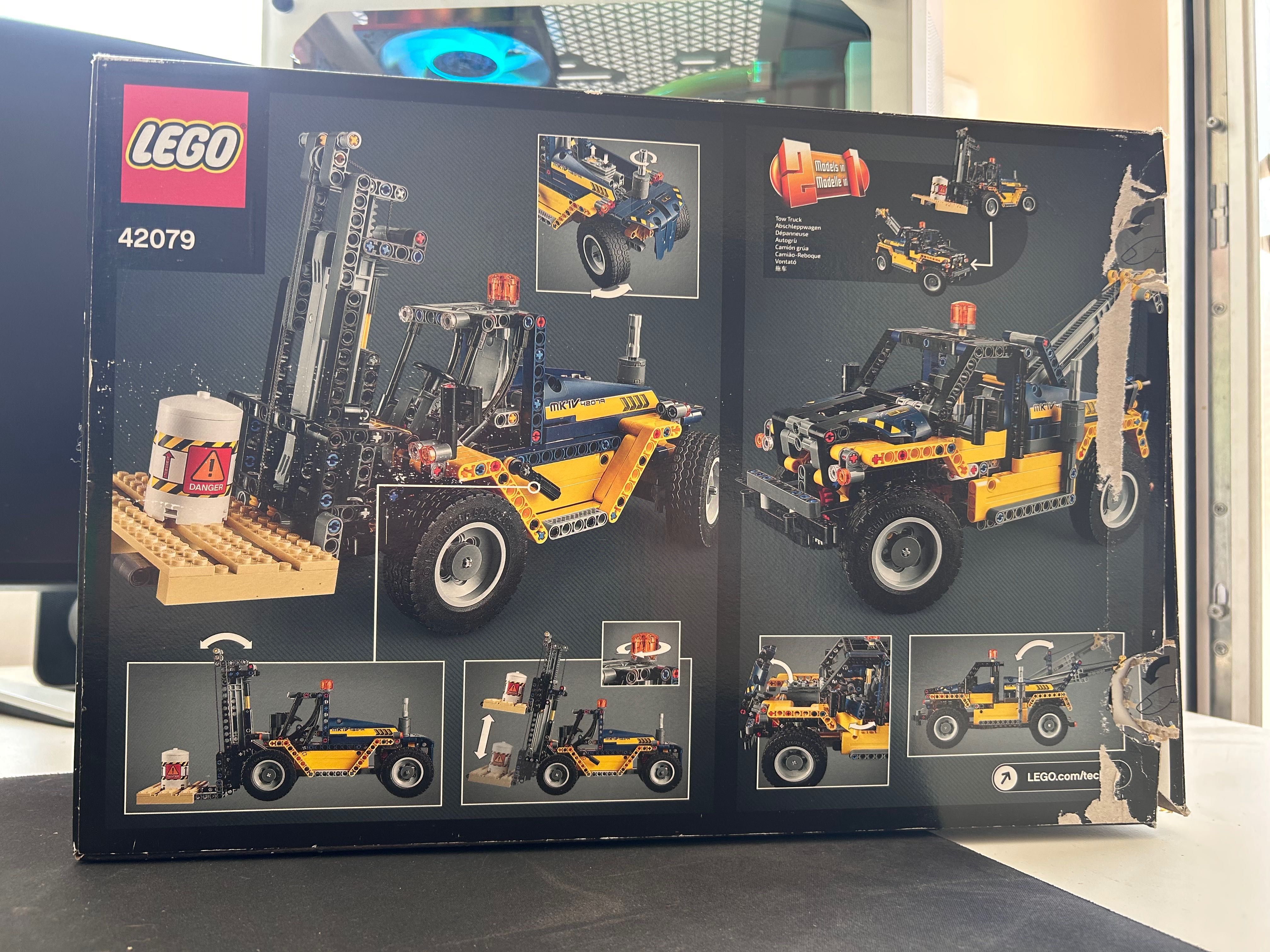 LEGO TECHNIC: Heavy Duty Forklift (42079)