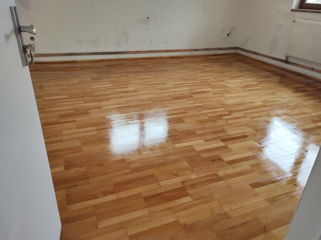 Raschetat/  reconditionat parchet Hateg Hunedoara, Deva,Petrosani