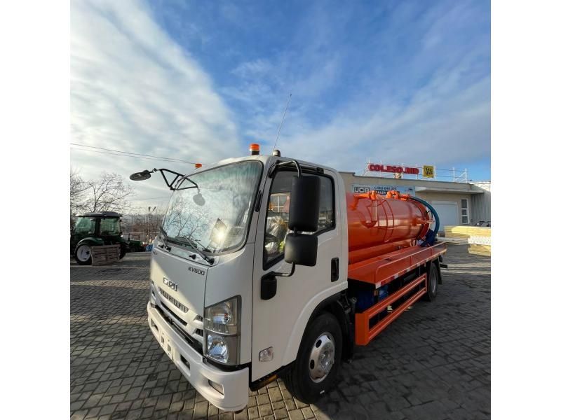 Ассенизатор Assenizator ISUZU Avto современные 5 куб