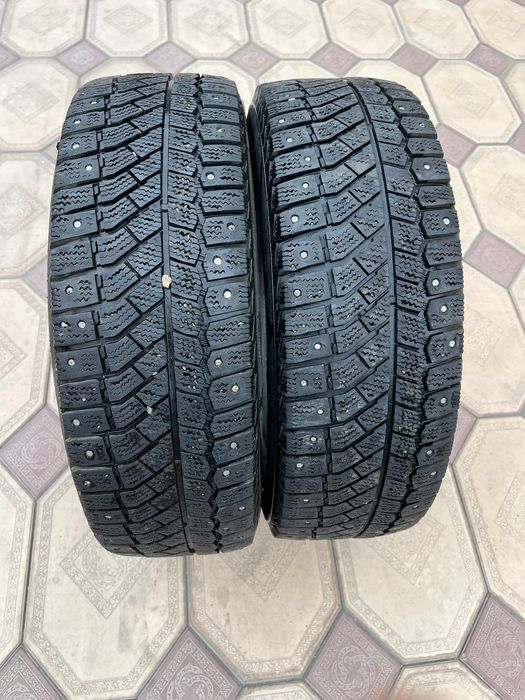 Продам шины р 15 2шт зимние