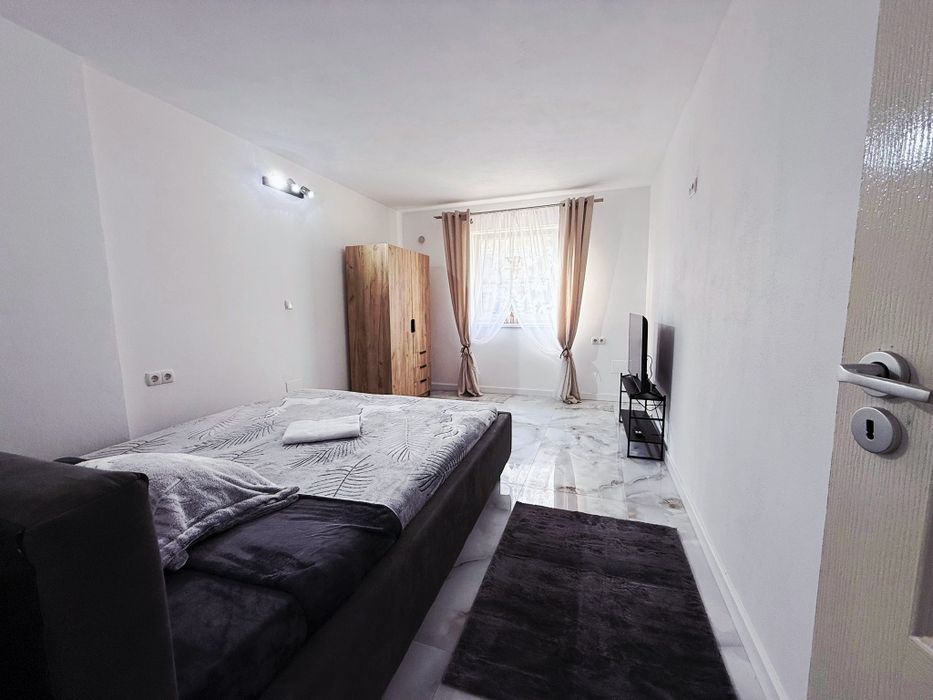 Apartament 2 camere finisat/utiliat