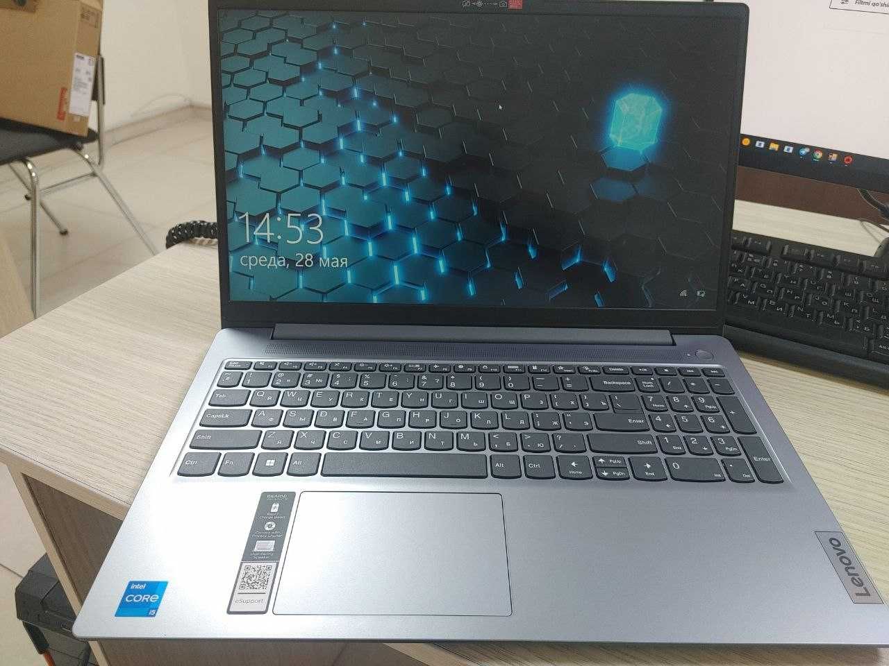 Lenovo IdeaPad Slim 3 15IAH8 Intel® Core™ i5-12450H