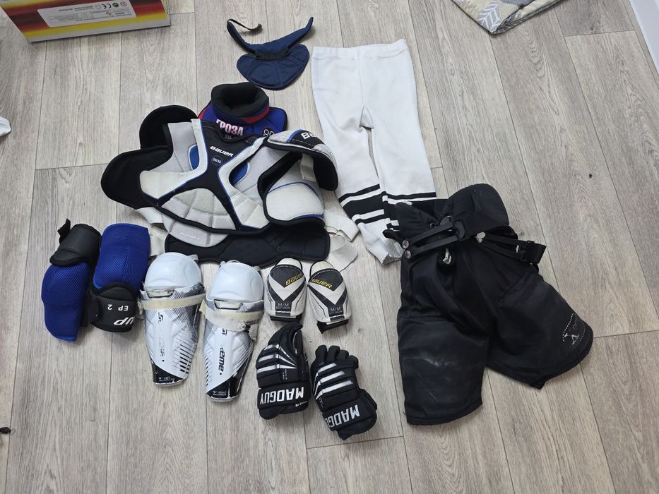 Хокейный экипировка