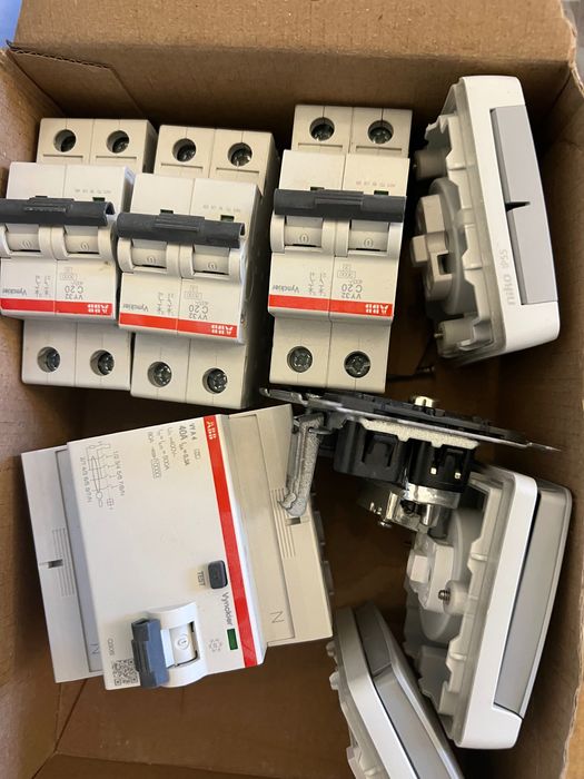 Clanțe pentru uși de interior