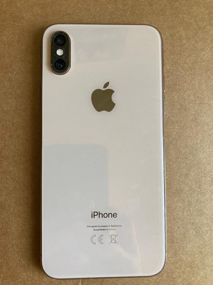 Vand iphone xs gold