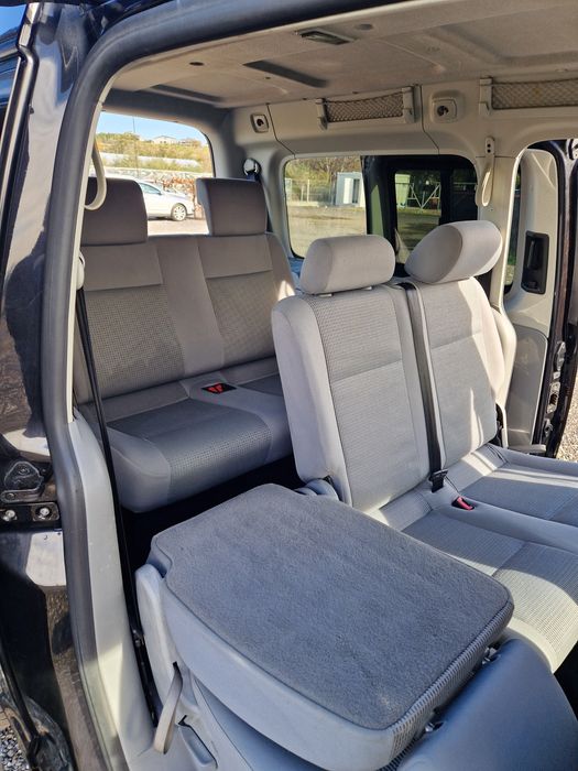 Volkswagen Caddy  7 locului