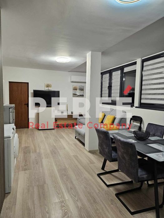 Дава се под наем Тристаен апартамент в Бургас, Център - 90 кв.м за 1100 € - Снимка #3