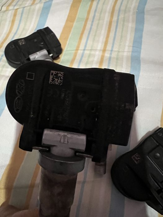 Цена стоит за комплект оригинальных датчиков шин (TPMS)  4 шт