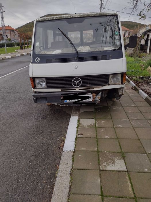 Мерцедес МB 100 D