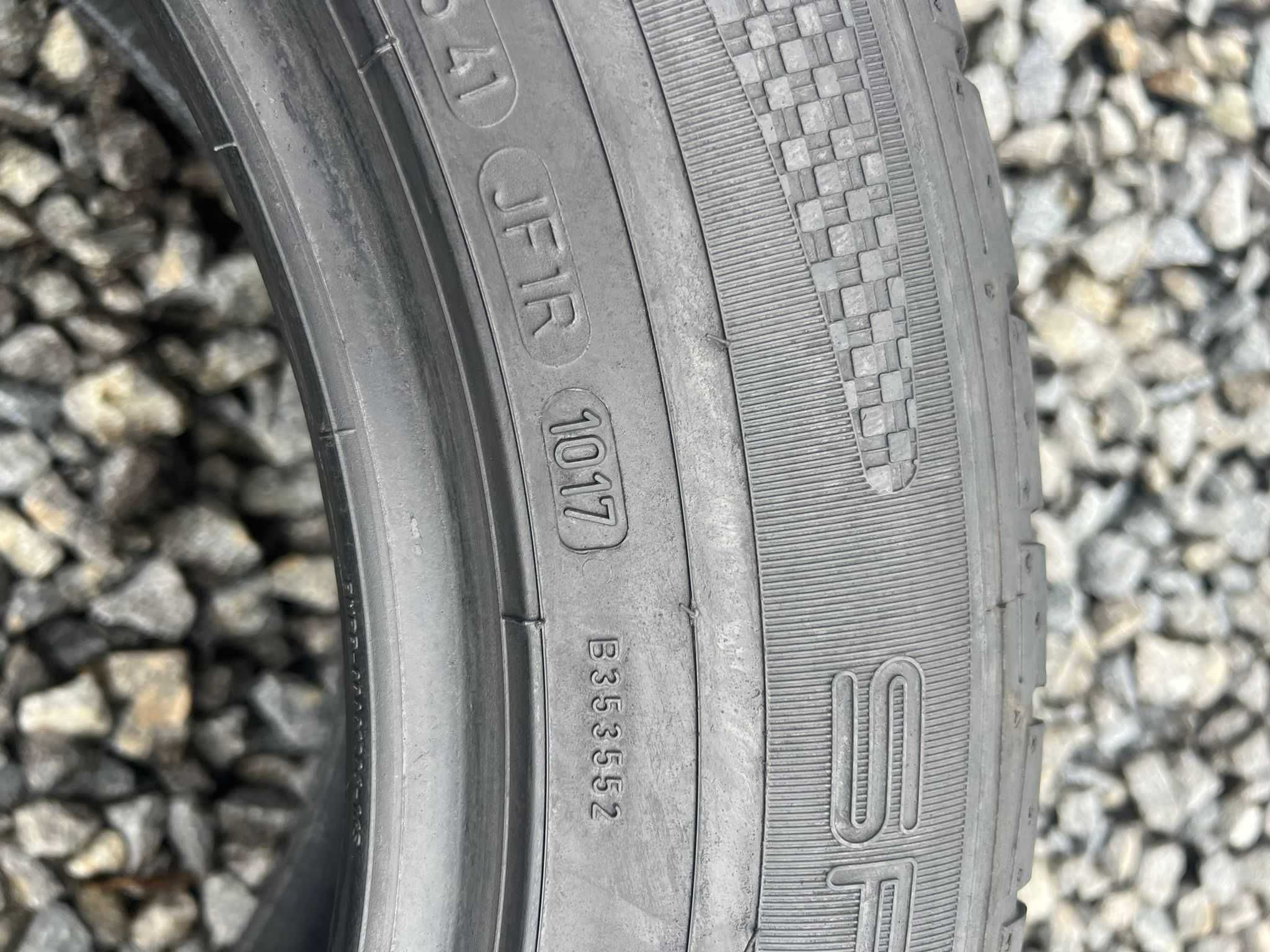 Anvelope Vara 225/60/17 Dunlop