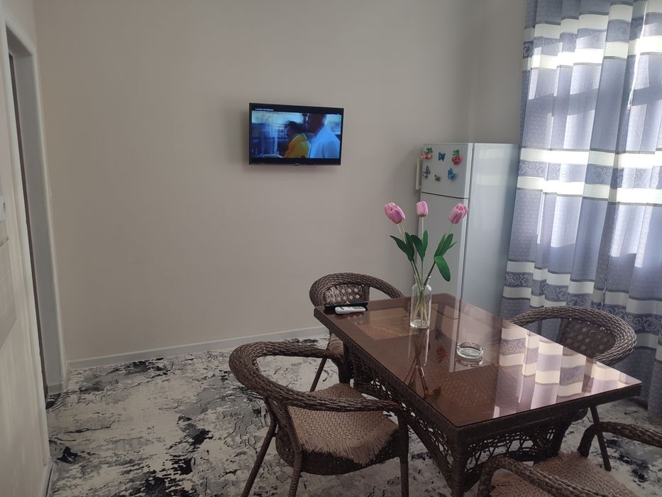 Хива Шахар марказида 3 хонали янги дом ижарага берилади