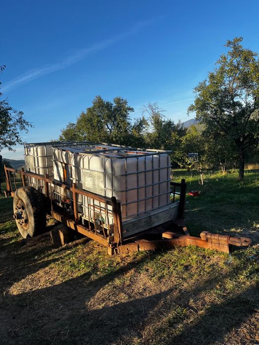 Tractor U650 cu cabină + remorcă