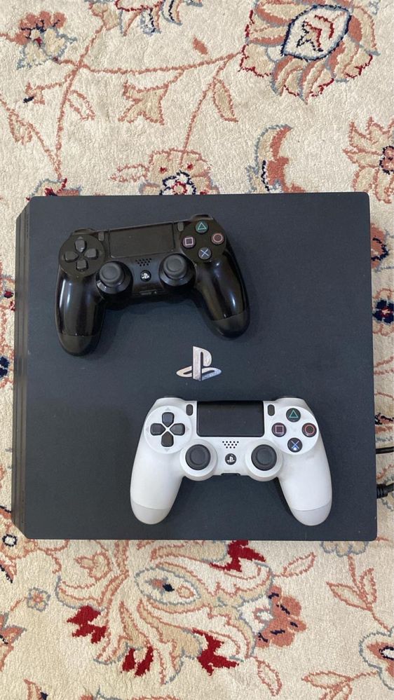 PlayStation 4pro 1 tb