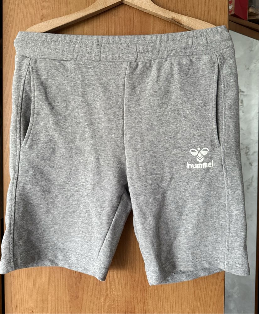 Къси гащи Hummel