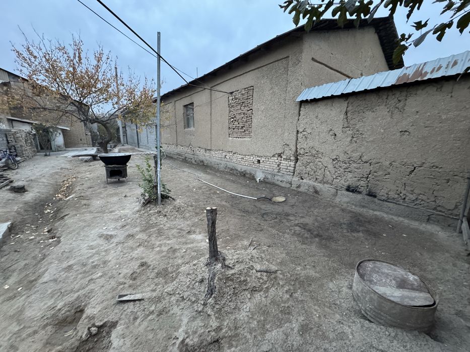 СРОЧНО!! 4 соток ер сотилади Яшнобод т/н Олмос МФЙ, Рохат кругдан 1 км