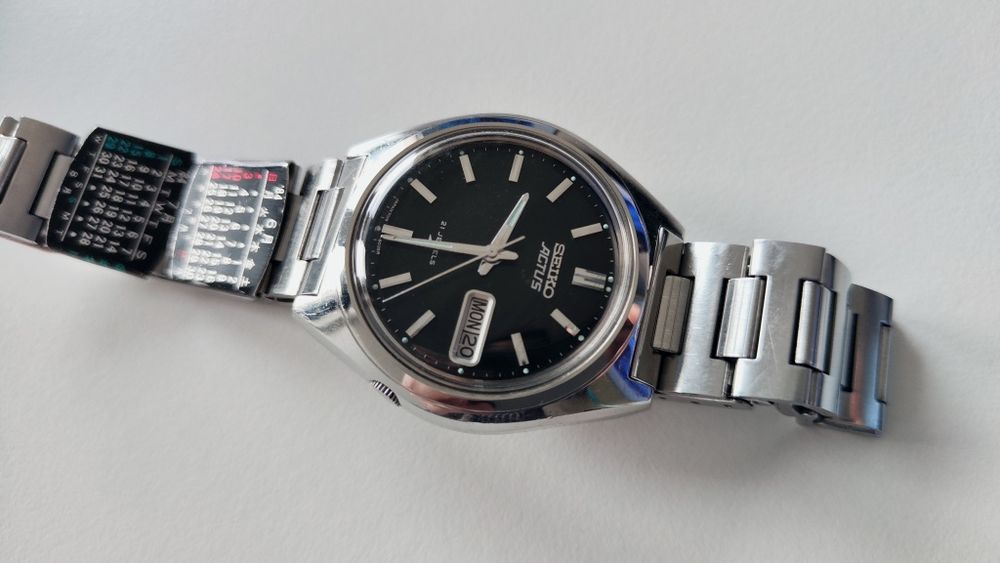 Ceas Seiko Actus 7019-8010
