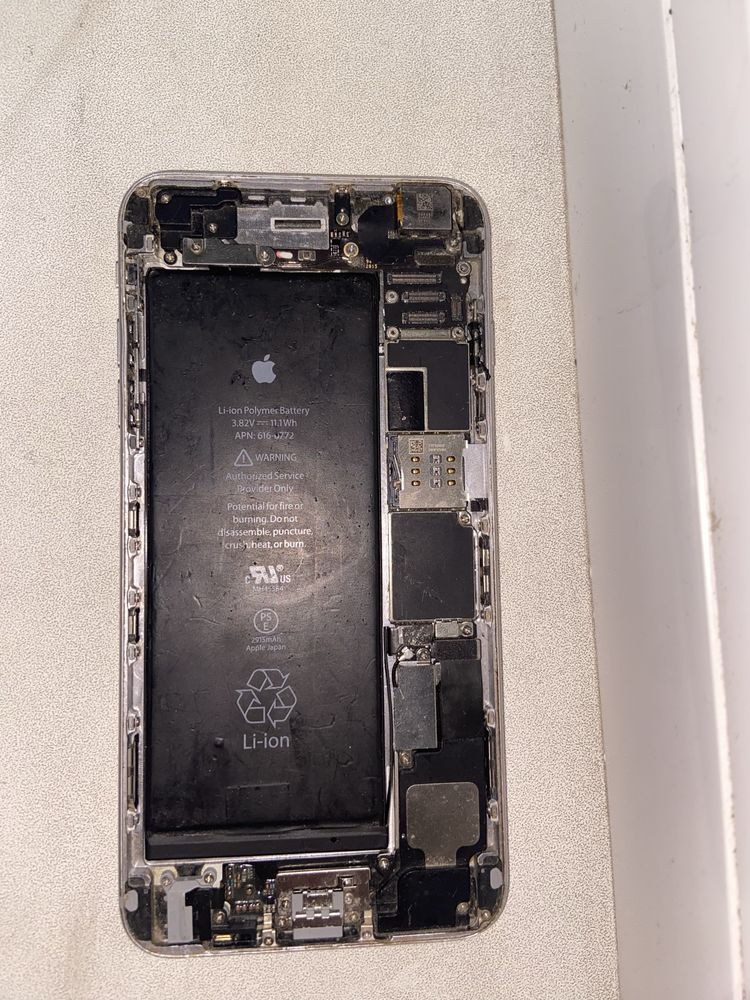 Iphone 6+ (за части)