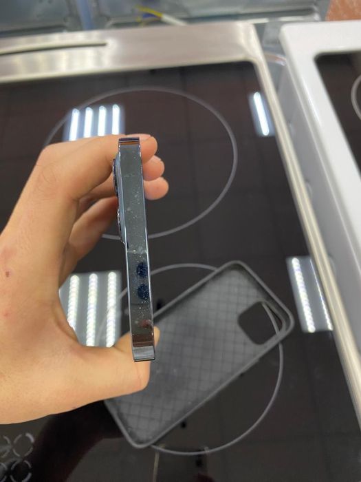 Продам айфон 12 пр макс