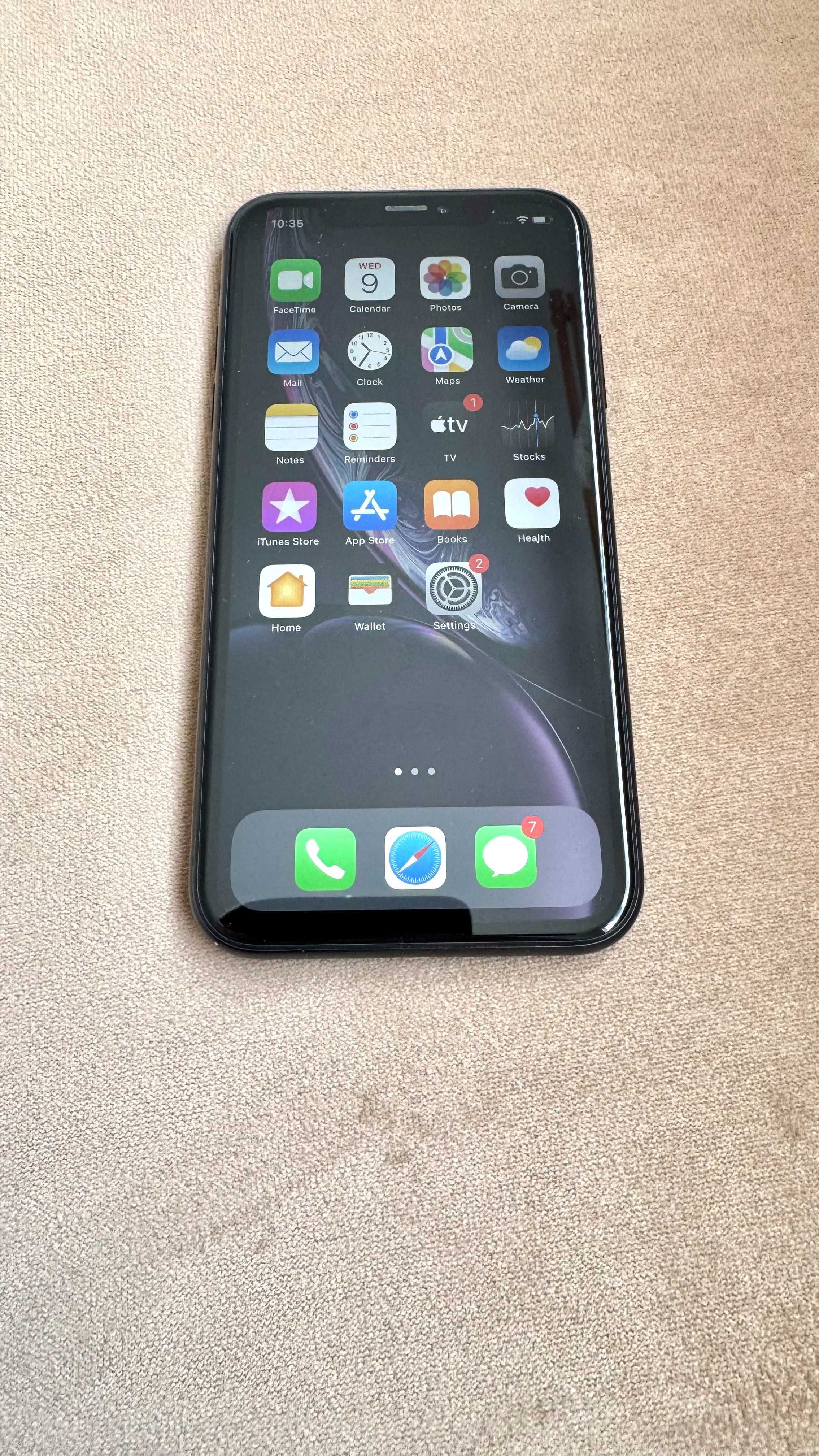 iPhone 10 Xr, не различим от нов!