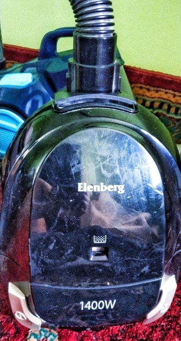 Продам Пылесос Elenberg