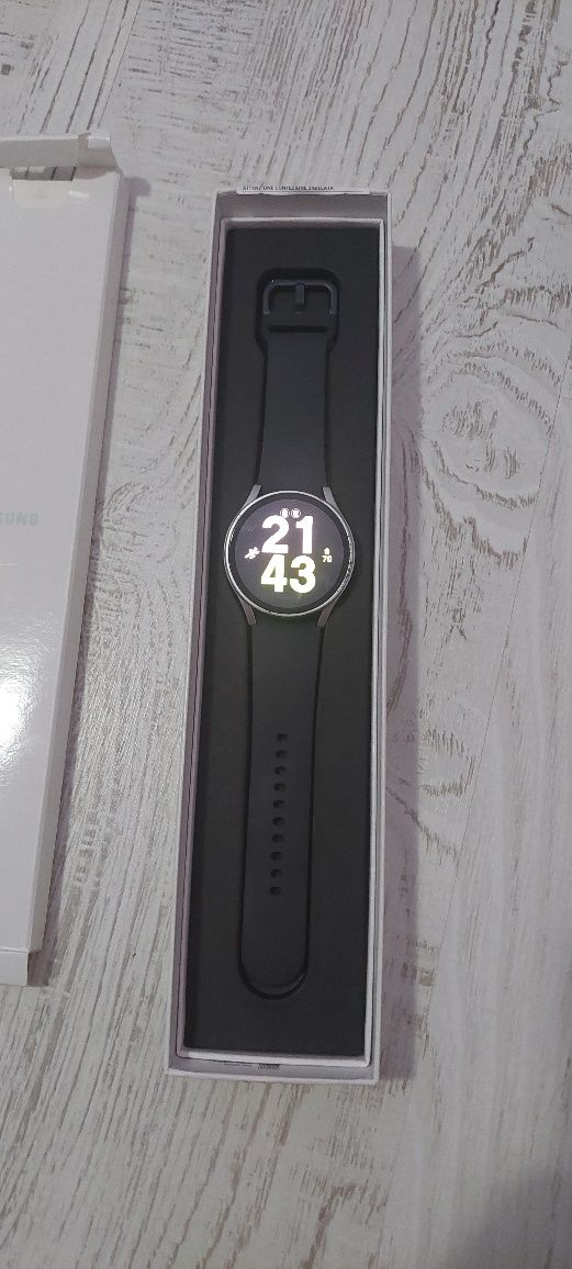 Smartwatch SAMSUNG Galaxy Watch5 40mm,