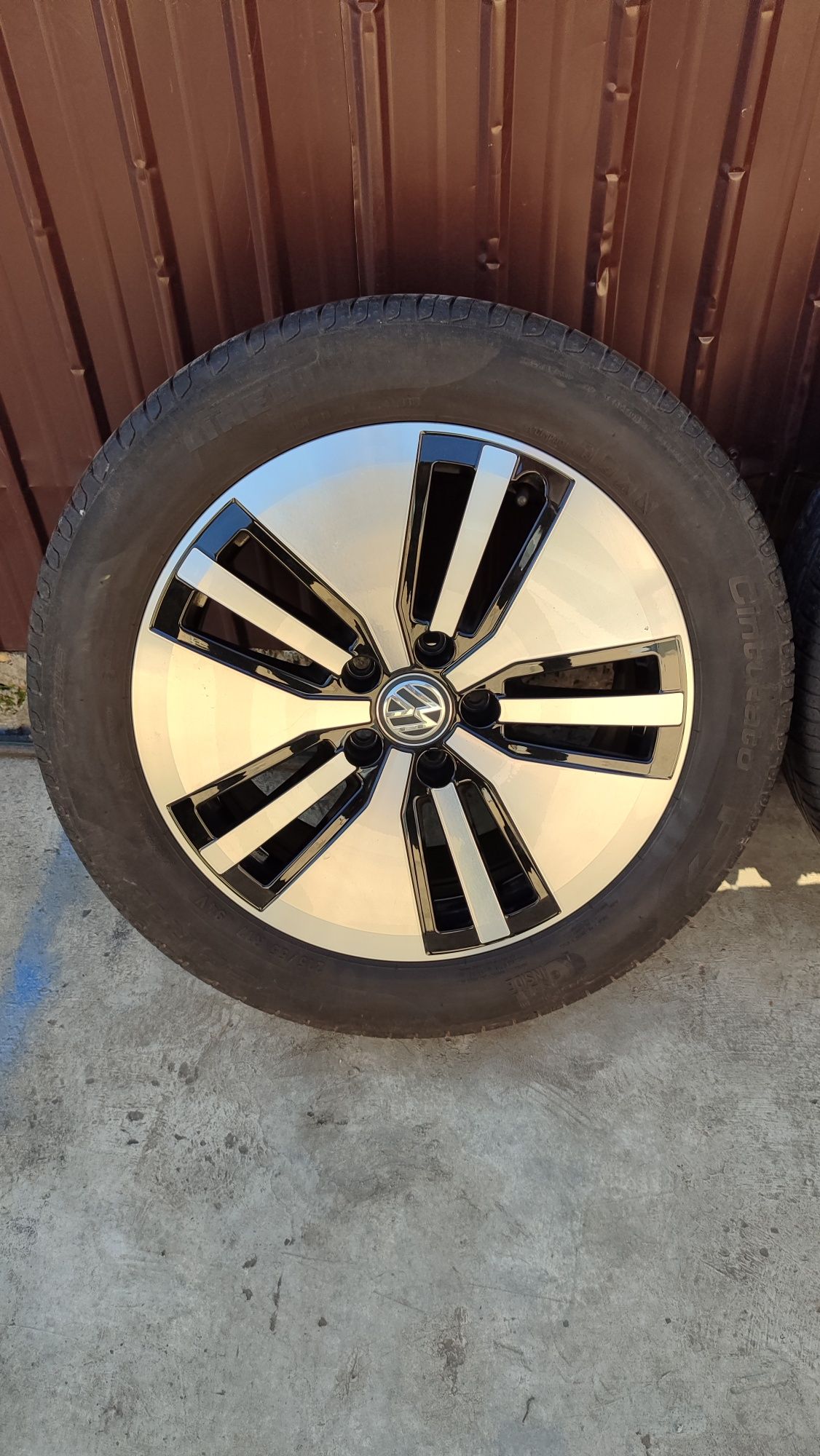 Jante 17 bicolore Vw Passat B8 cauciucuri 215